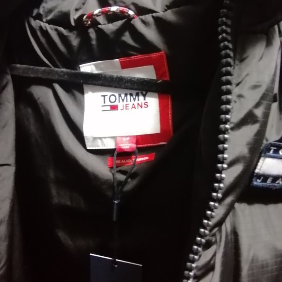 Tommy Jeans Puffer Jacket - Picture 3 of 4